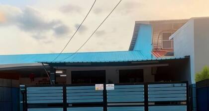 HeyBlueee Homestay~ 5min Jetty/Netflix/Games