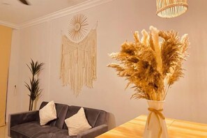 Room - HeyBlueee Homestay~ 5min Jetty/Netflix/Games (Mersing)