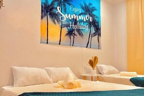 Room - HeyBlueee Homestay~ 5min Jetty/Netflix/Games (Mersing)