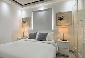 Classic Apartment, 3 Bedrooms, Ocean View | 3 bedrooms, in-room safe, iron/ironing board, free WiFi - Oceanfront Condo in Ave. España Sleeps 8 (Santo Domingo Este)
