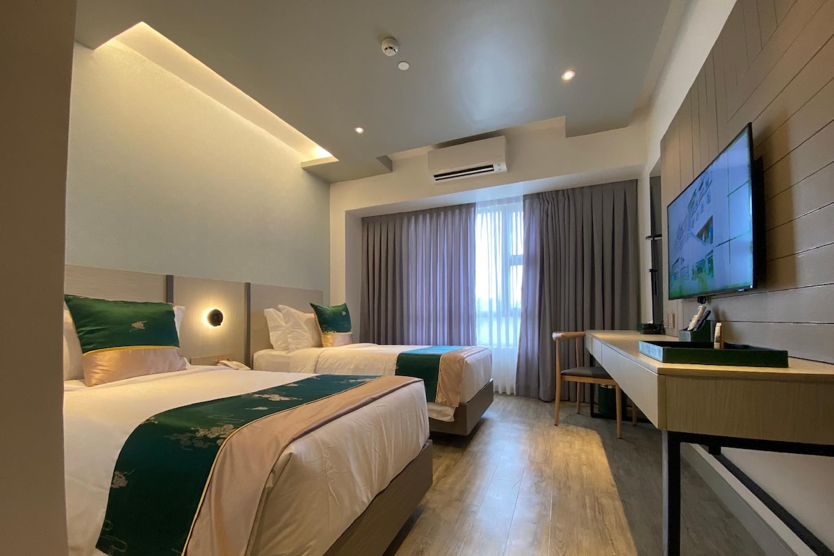 Deluxe Twin Room | Katil lipat simpan/tambahan, Wi-fi percuma, cadar katil 