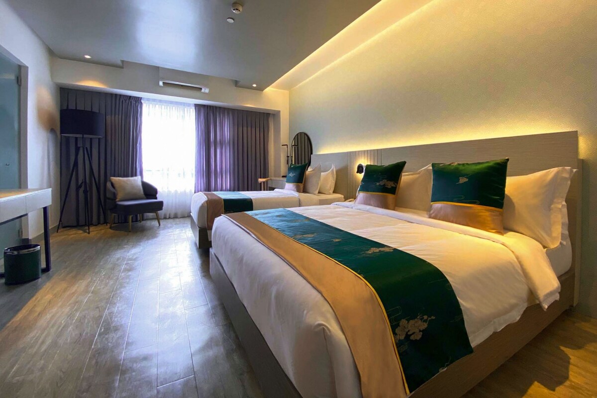 Deluxe Double Room (Queen) | Katil lipat simpan/tambahan, Wi-fi percuma, cadar katil 