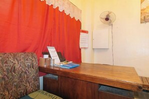 Unclassified image, 2 of 19, button - RedDoorz @ Western Bicutan Transients Inn (Taguig)