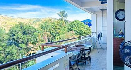 Jethro Hotel and Resto