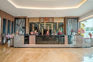 Lobby - Alimoer Hotel Kubu Raya (Raya River)