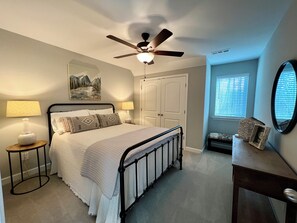 3 dormitorios, escritorio, wifi gratis y ropa de cama