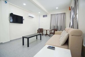 Unclassified image, 3 of 4, button - Peace Casa - Homely & Cosy (Butterworth)