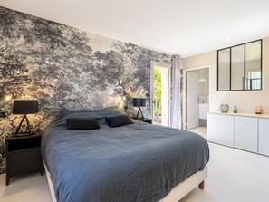 5 chambres, accès à Internet
