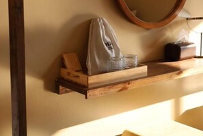 Room - Intha Resort (Pak Tho)