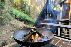 Outdoor dining - Minami Hakone Tree House (Kannami)