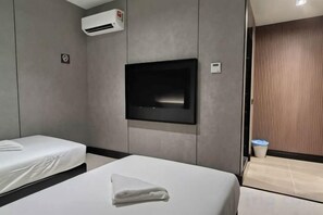 Unclassified image, 5 of 25, button - Urban Inn, Serai Wangi (Padang Serai)