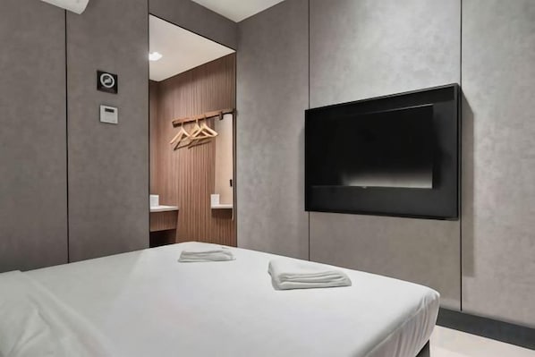 Unclassified image, 1 of 25, button - Urban Inn, Serai Wangi (Padang Serai)
