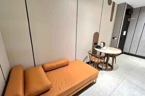 Unclassified image, 3 of 25, button - Urban Inn, Serai Wangi (Padang Serai)