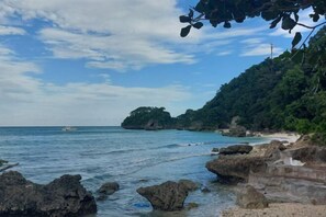 Beach - Spacious 2BR Boracay Luxury Condo (Boracay Island)