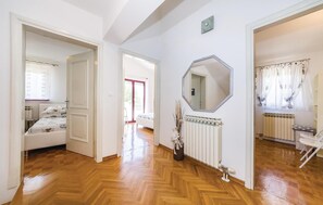 5 bedrooms, iron/ironing board, travel cot, free WiFi