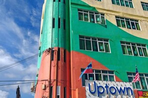 Unclassified image, 4 of 22, button - Uptown Hotel (Semporna)