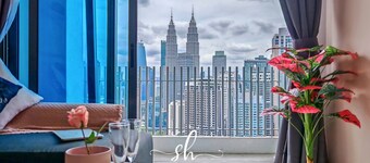 The Colony Luxe KLCC View Sky Pool