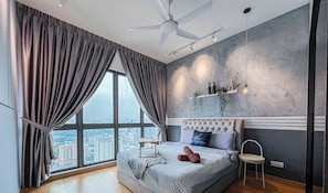 Standard Suite, 1 Bedroom, Non Smoking, Balcony | 1 bedroom, free WiFi