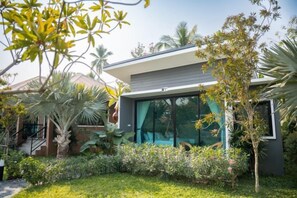 Bahagian luar