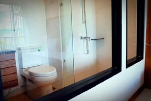 Free toiletries - The D257 Hotel (Phetchabun)