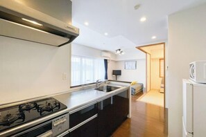 Room - CITYSPIRE Namba Grace (Osaka)