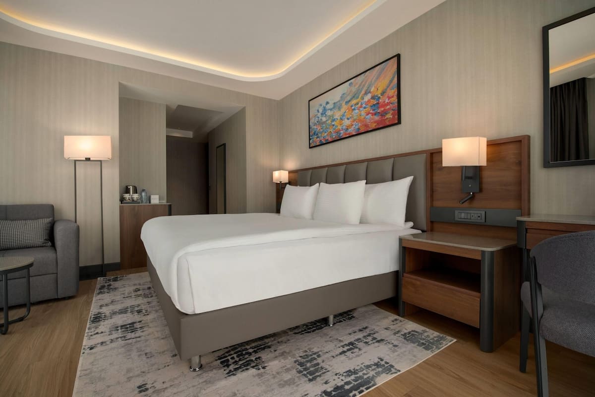 1 slaapkamer, luxe beddengoed, een minibar, een kluis op de kamer