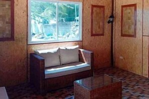 Living area - McKinley Grand Marina Hotel and Resort (Guihulngan)