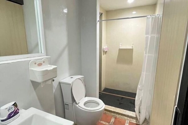 Room - Shi-ro-i Poshtel (Hat Yai)