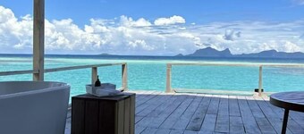 Sisipan Island Water Resort