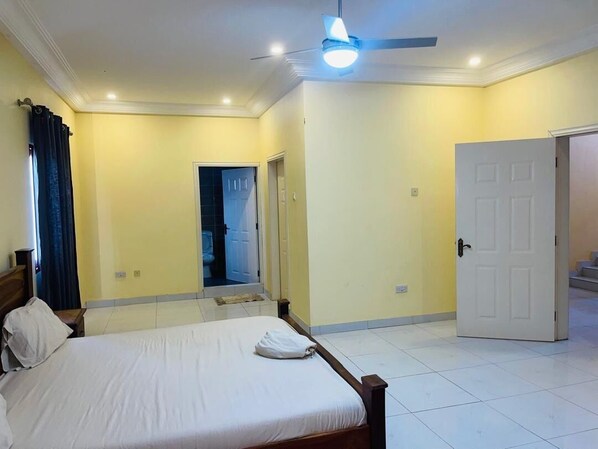 4 Schlafzimmer
