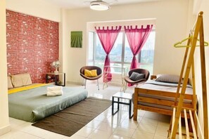 Iron/ironing board - 3Br 8Pax KL City Centre KLCC View Ampang Boulevard Condo (Ampang)