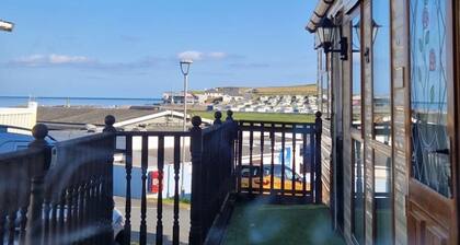 Luxury 2 bed caravan with Sea Viev in clarach bay