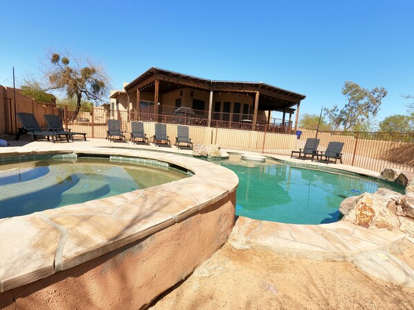 Outdoor pool, a heated pool - Desert Hills Fun Home! Pool/Spa/6Bedroom/8Bed/Movie Theater Sleeps 15 people (Tucson)