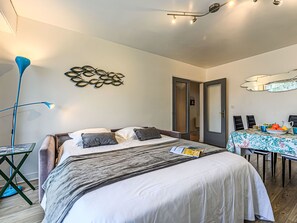1 bedroom, internet