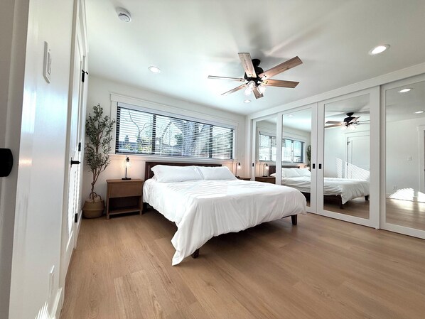 4 bedrooms, iron/ironing board, travel cot, free WiFi