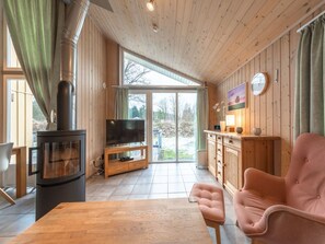 Living room - Ferienhaus mit Sauna im Ferienpark Mirow (Mirow)