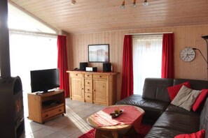 House | Living area - Ferienhaus mit Sauna im Ferienpark Mirow (Mirow)