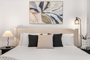 3 bedrooms, iron/ironing board, WiFi, bed sheets
