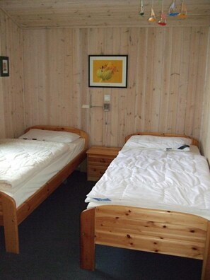 Talo | 2 makuuhuonetta, yksilöllisesti kalustettu