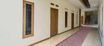 Hotel O Tangerang Near Indomilk Arena Stadium Formerly Sultan Residence