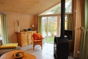 Living room - Ferienhaus mit Sauna im Ferienpark Mirow (Mirow)