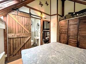 3 bedrooms, Internet