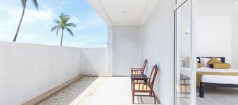 希卡杜瓦帕拉佐海灘飯店