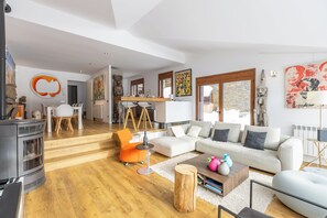 Family House, Multiple Bedrooms, Mountainside (Luxury Home in El Tarter, Andorra) | Living area | 21-inch Smart TV with digital channels - Luxury Home in El Tarter, Andorra (El Tarter)