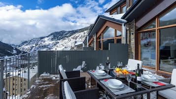 Khu ẩm thực ngoài trời