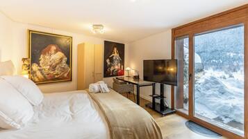 家庭独立别墅, 多间卧室, 山腰 (Luxury Home in El Tarter, Andorra) | 4 多间卧室、笔记本电脑工作区、熨斗/熨衣板、免费 WiFi