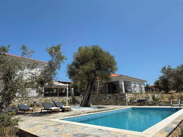 Piscina a l'aire lliure 