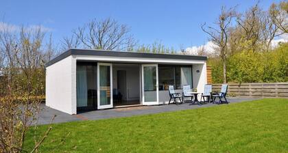 Bungalow in Callantsoog Near Sandy Beaches