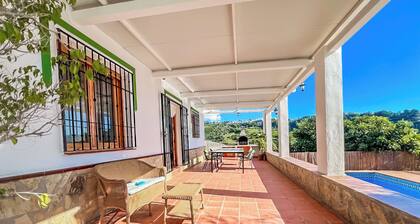 Stunning Private Villa with Sea Views, Pool, and Sun-Drenched Terrace