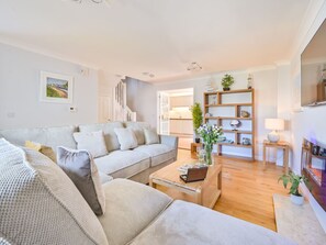 TV - Sea Compass by Interhome (Charlestown)